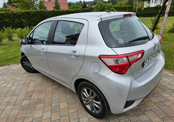 Toyota Yaris cena 55000 przebieg: 33000, rok produkcji 2019 z Jordanów małe 172